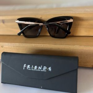 DIFF Friends sunglass Collection